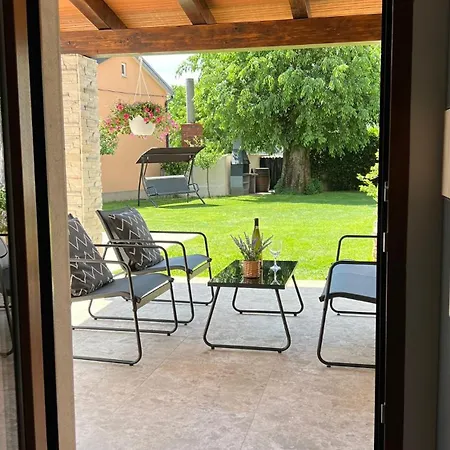 Kuca Za Odmor Gino